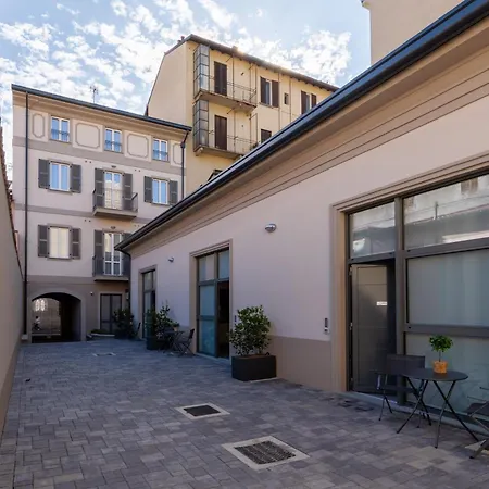 Daire Residenza Laghi - Historical Center *