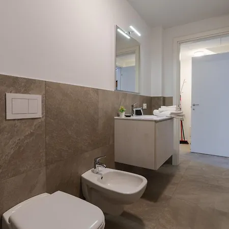 Daire Residenza Laghi - Historical Center *